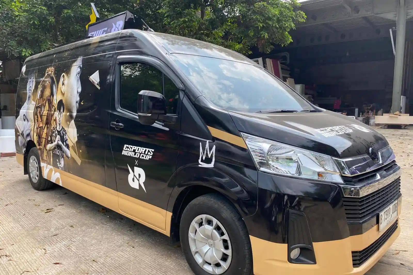 RRC x EWC Activation Car